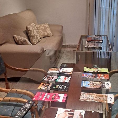 Alojamiento Comercio. Jaén Dış mekan fotoğraf